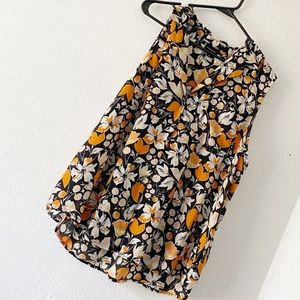 Button down sleeveless workwear shirt